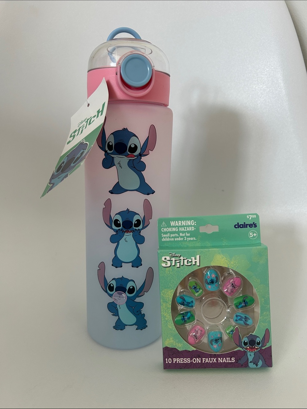 Disney Stitch Pink and BlueOmbre Water Bottle with Press-On Faux Nail Set 💙